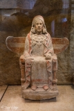 Escultura y ajuar de la sepultura 155 de Baza. La dama se interpreta como la representación de una mujer de la aristocracia de la ciudad de Basti (Baza, Granada)